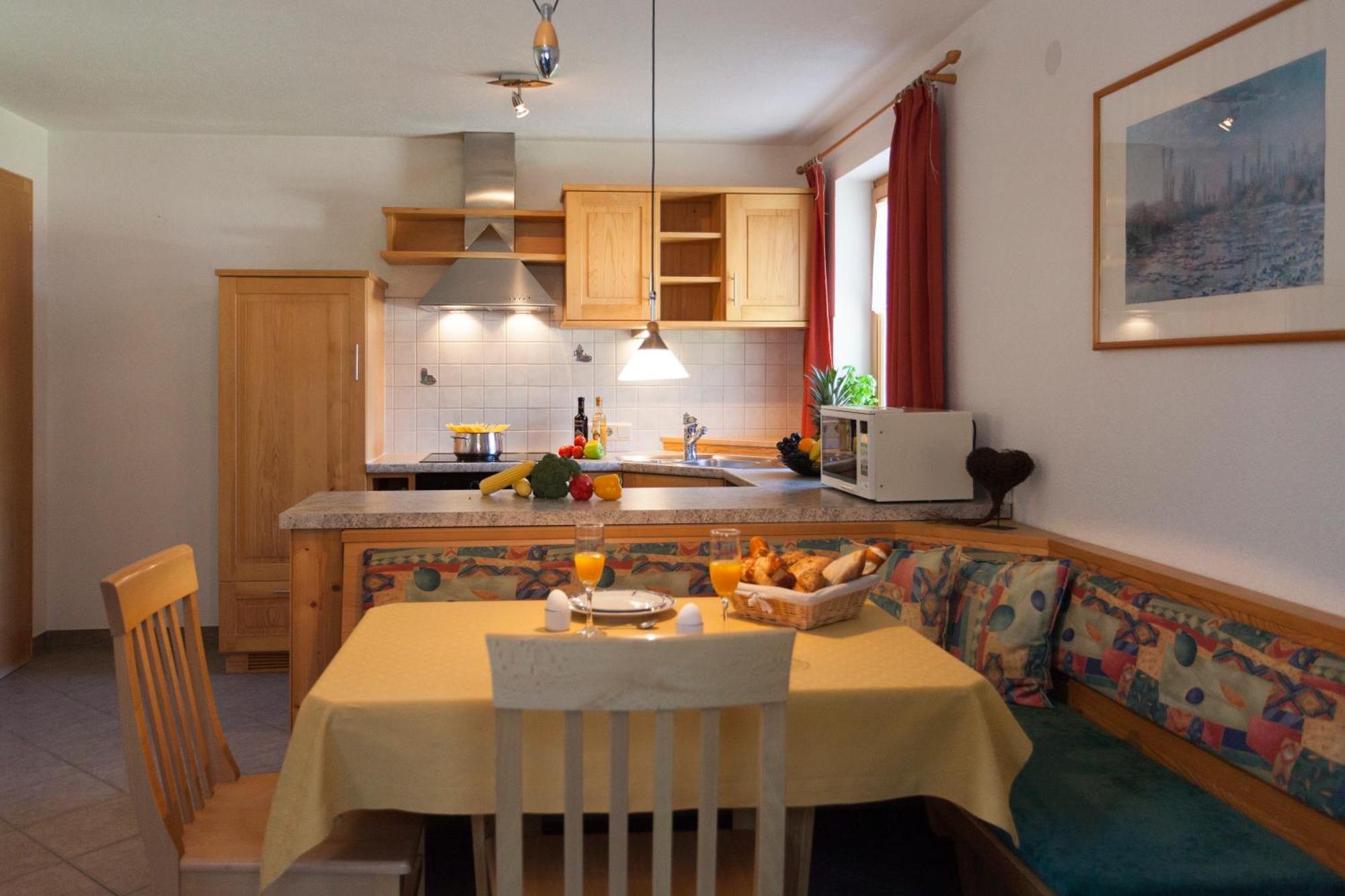 Ferienwohnungen Franz Pfeifer / Beatrice Roduner ガシュルン 部屋 写真